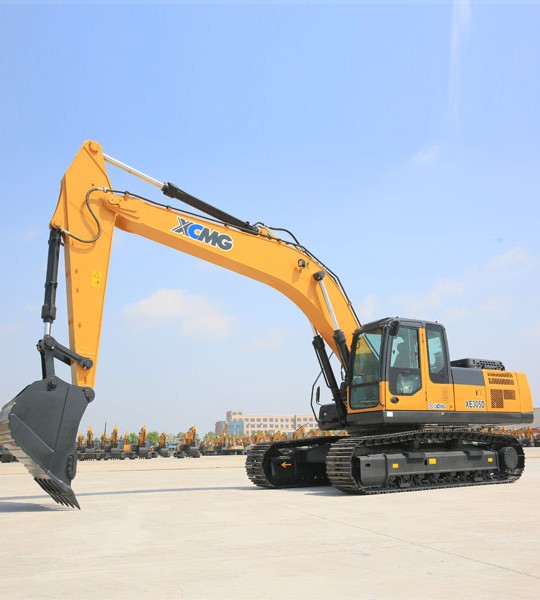 Máy xúc đào XE135B XCMG (Gầu 0.5m3)